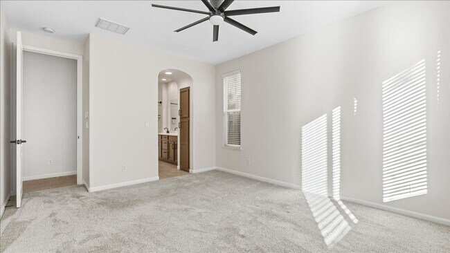 Building Photo - 1528 Morning Glory Ln