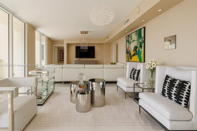 Building Photo - 150 Sunny Isles Blvd