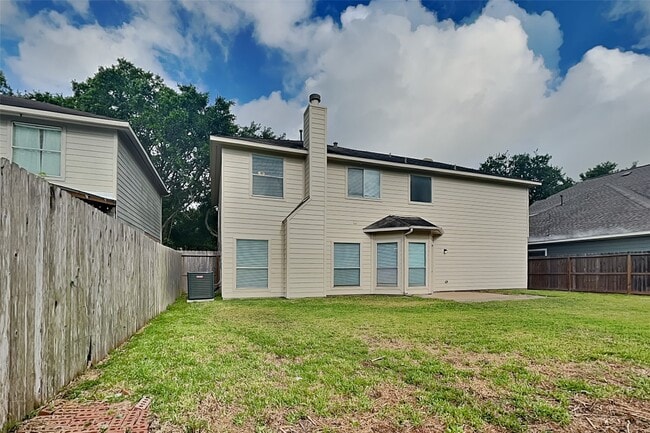 Building Photo - 1210 Colonial Heights Dr