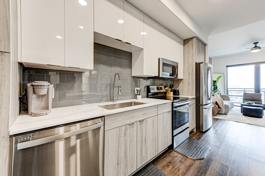 Building Photo - 1776 Peachtree Rd NE