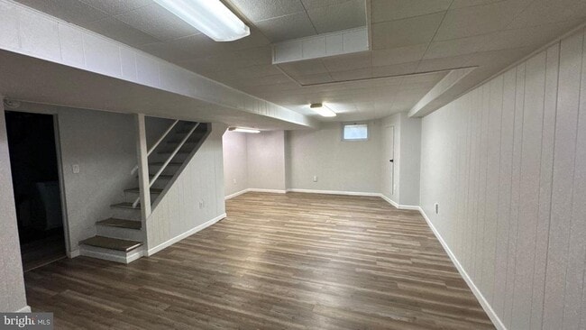 Building Photo - 436 Westshire Dr