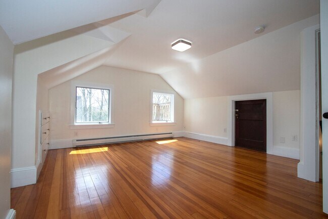 Building Photo - 85 Belknap St