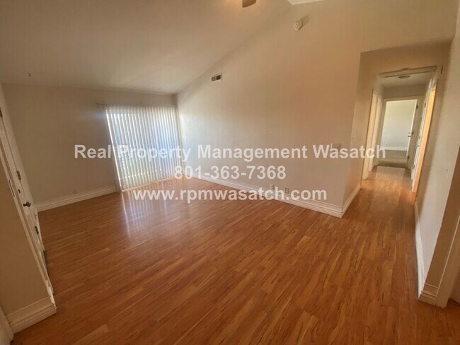 Building Photo - 8051 Copperfield Pl