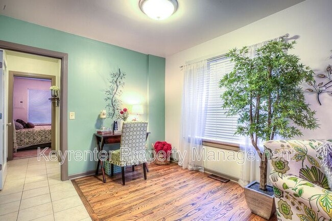 Building Photo - 1308 NW 16th St