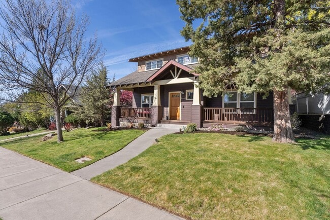 Building Photo - **Spacious 4-Bedroom Craftsman Home on Awb...