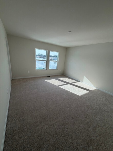 Building Photo - 930 Encore Autumn Ln