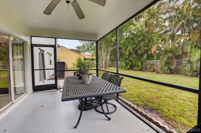 Building Photo - 3870 Sabal Lakes Rd