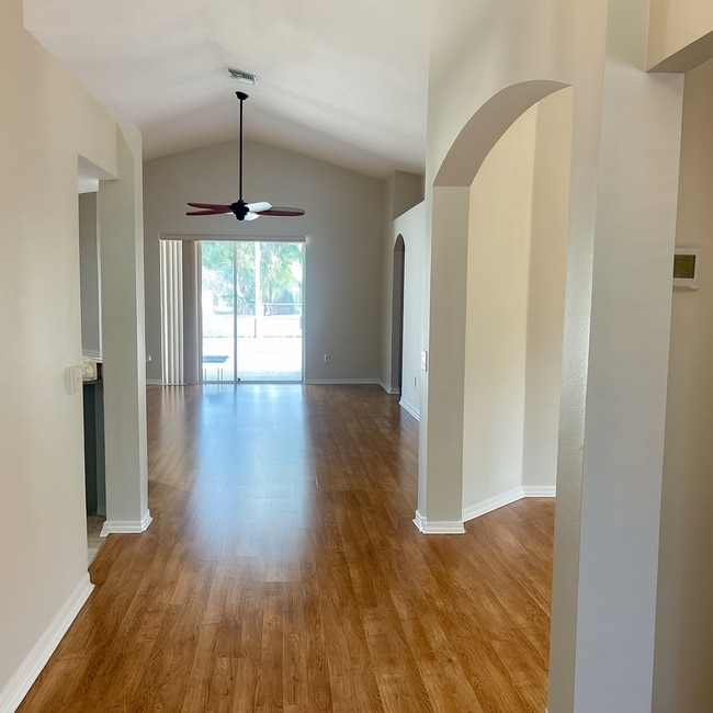 Building Photo - 4707 Wessex Way