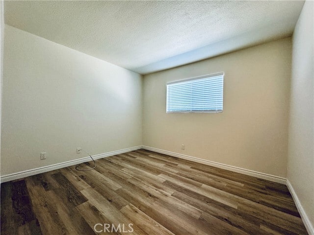 Building Photo - 2105 E Petunia St