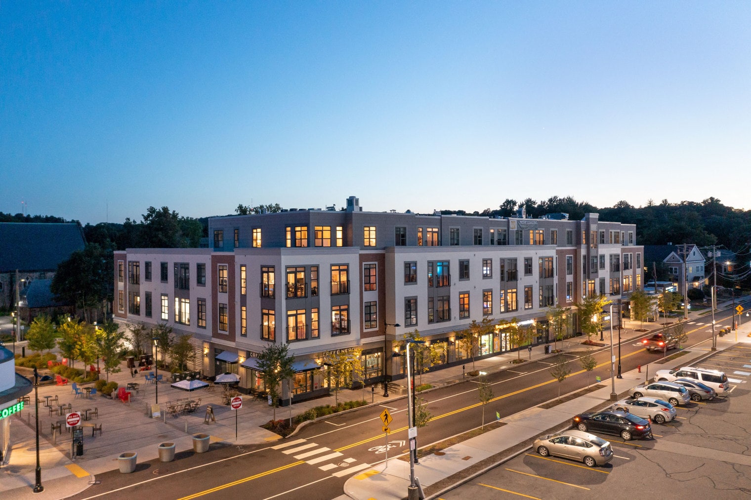 Building Photo - 28 Austin St