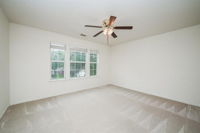 Building Photo - 20015 Cypresswood Springs