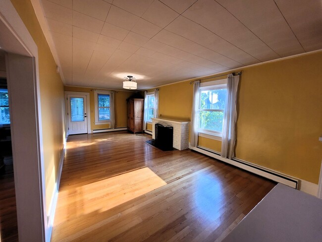 Building Photo - 1614 Eldridge Ave
