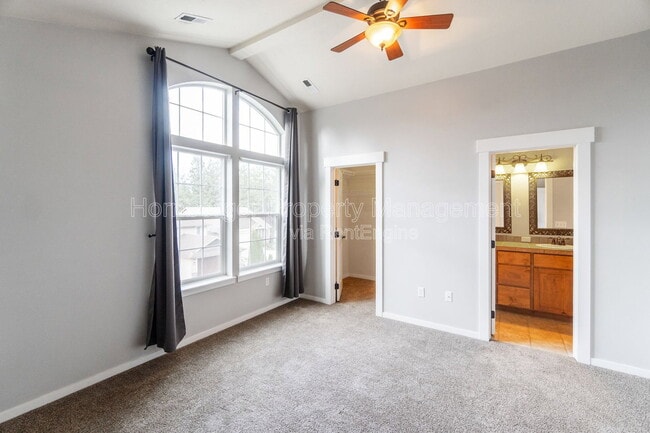 Building Photo - 6106 E 14th Ln