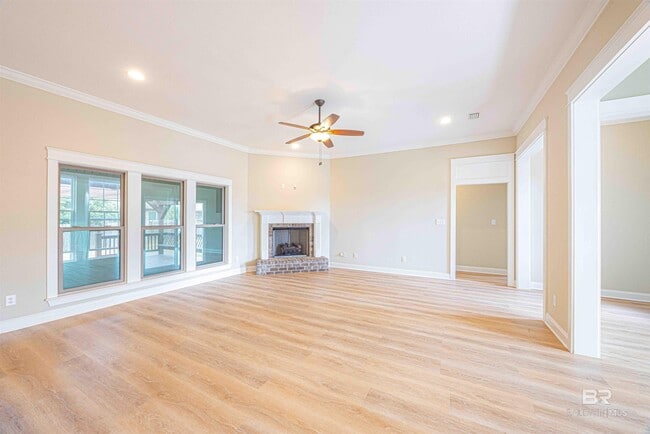 Building Photo - 27069 Gramercy Ln