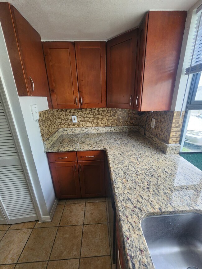 Building Photo - 3103 Rio Grande Trail