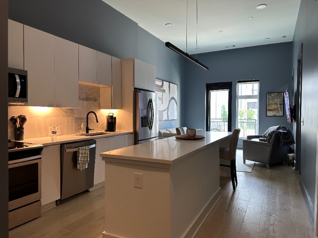 Building Photo - 997 Scovel St