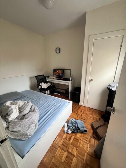 Building Photo - 1576 Tremont St