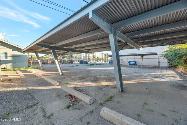 Building Photo - 1429 N 1st St