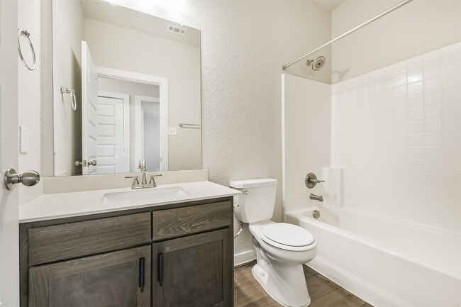 Building Photo - 25109 Pacific Wren Dr