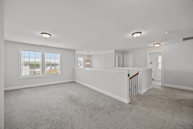 Building Photo - 629 Longstanton Ave