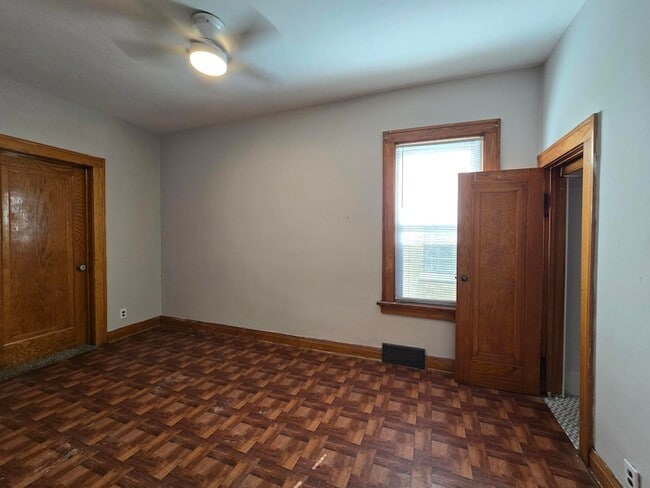 Building Photo - 3741 Parrish Ave