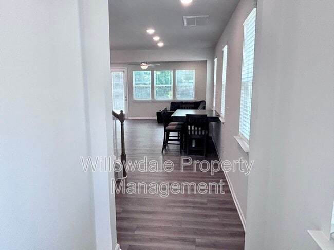 Building Photo - 175 Anise Ln