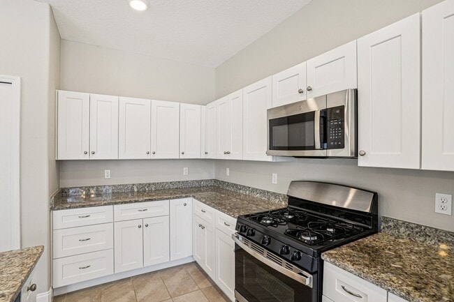 Floorplan - Eleven Oaks