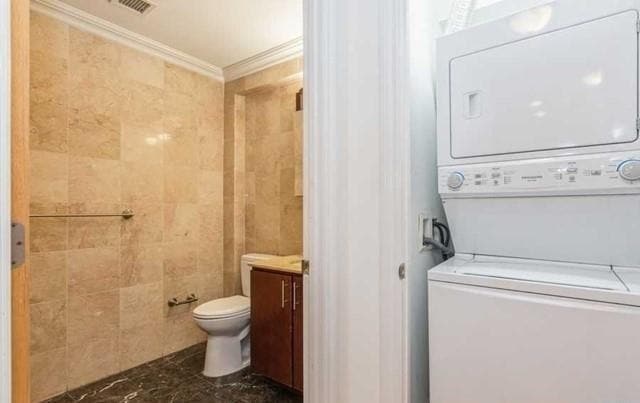 Building Photo - 17 Meadow Rd