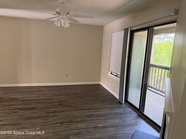 Building Photo - 3555 Sable Palm Ln