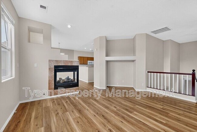 Building Photo - 10912 Dream Weaver Dr NW