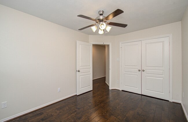 Building Photo - 4908 Crawford St
