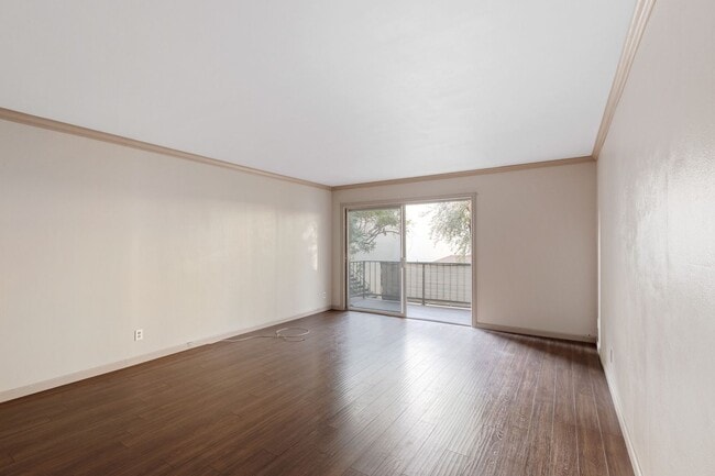 Building Photo - 5460 White Oak Ave