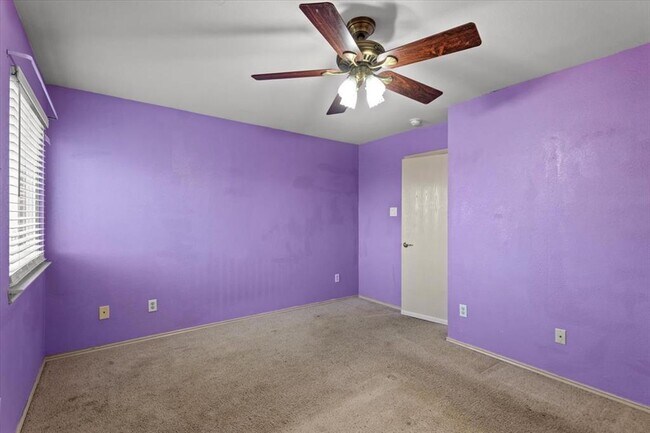 Building Photo - 12421 Briarcreek Loop