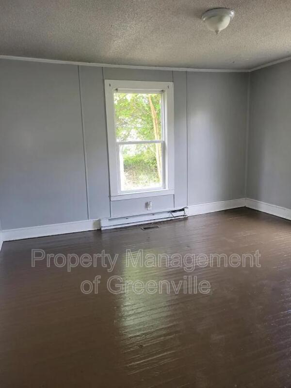 Building Photo - 420 West Ave