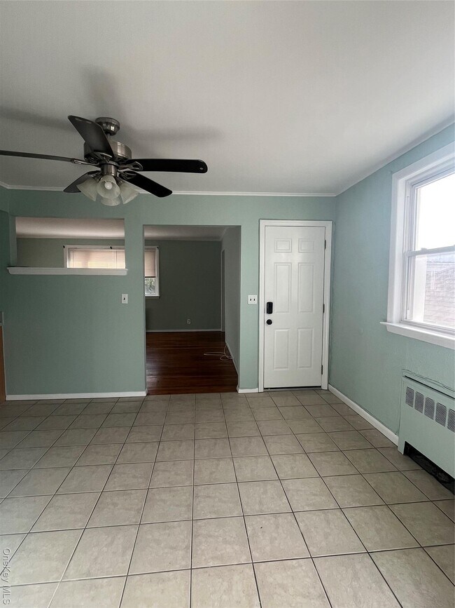 Building Photo - 49 Michigan St