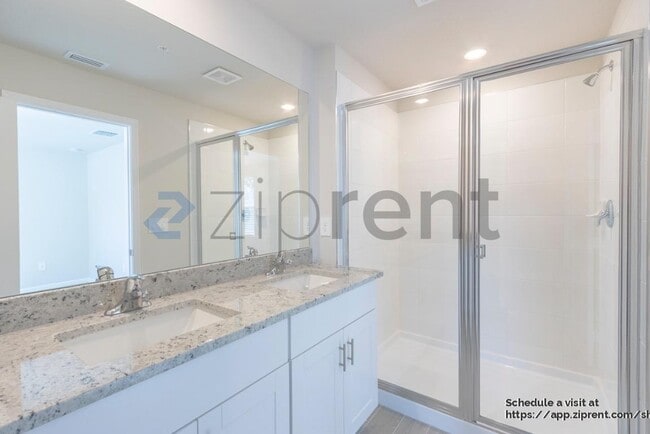 Building Photo - 458 Salisbury Cir