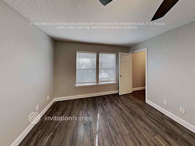 Building Photo - 3801 Pebble Brooke Circle South