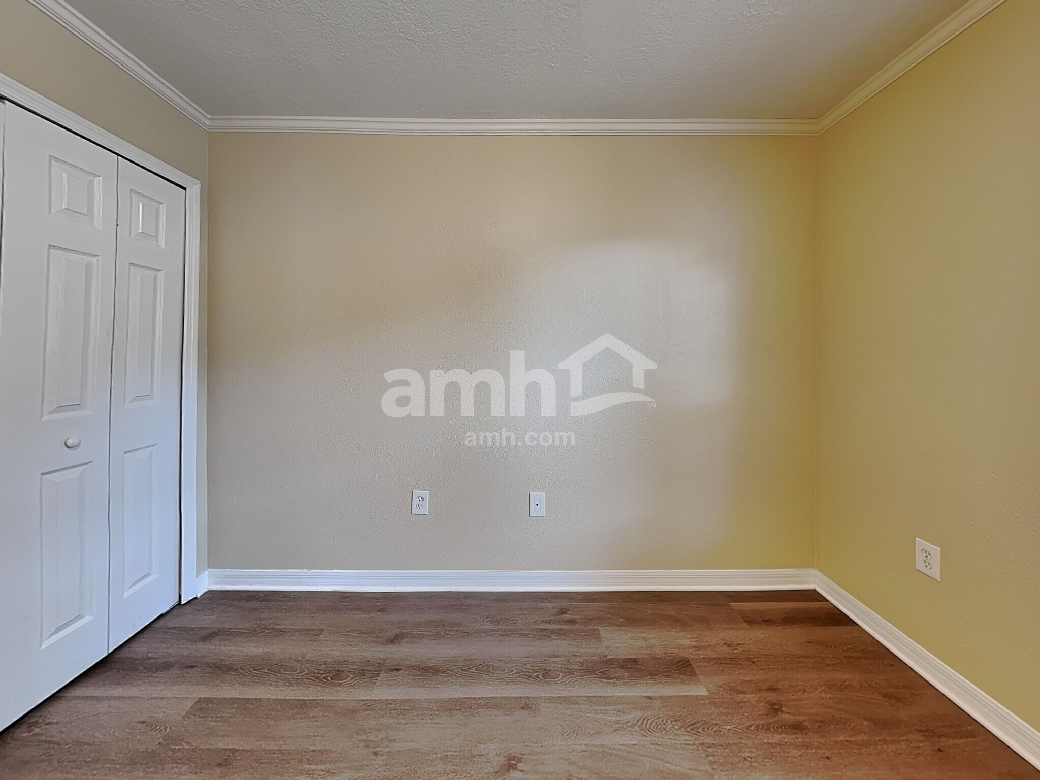 Building Photo - 574 Wekiva Bluff St