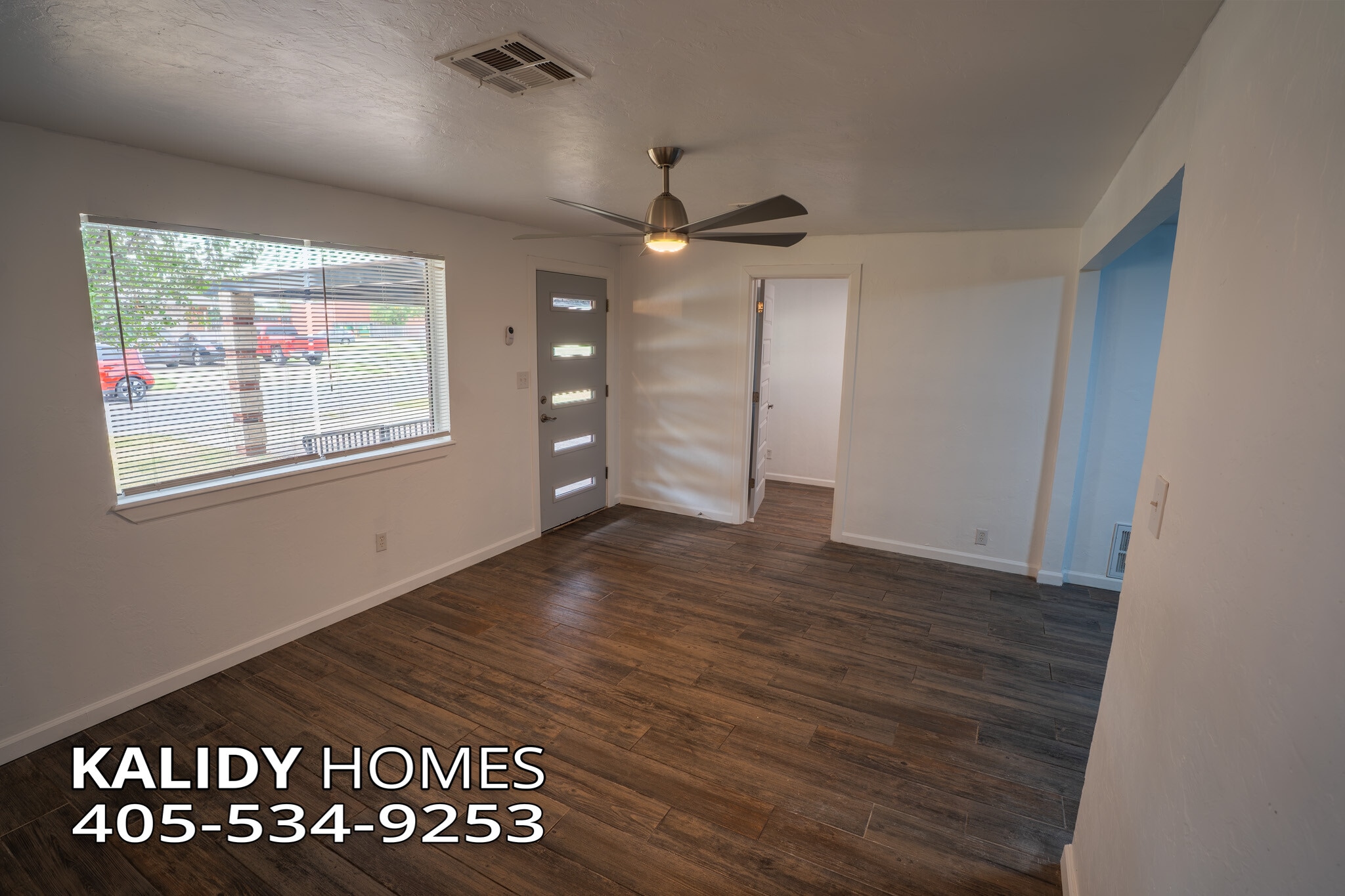 Building Photo - 1233 SW 65th St