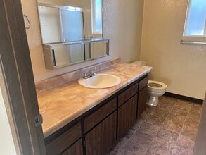 Building Photo - 2368 Blue Jay Ct