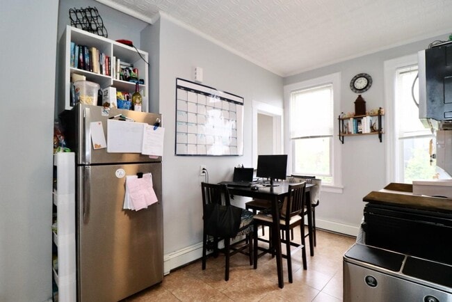 Building Photo - 19 Graham St