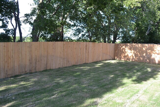 Building Photo - House for Lease in Sherman