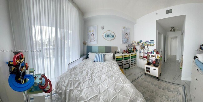Building Photo - 330 Sunny Isles Blvd