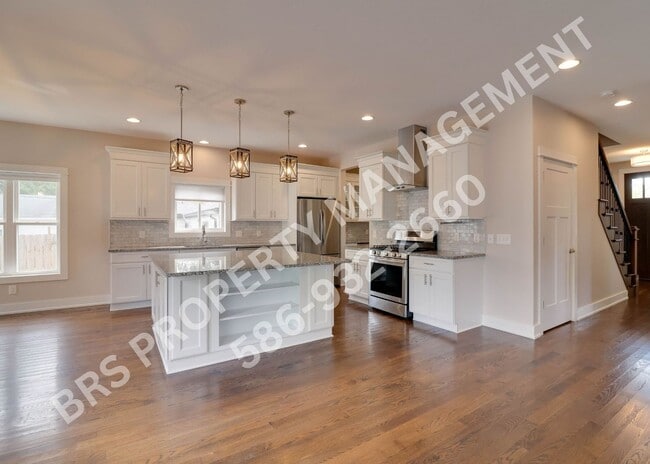 Building Photo - JUST REDUCED!!  Stunning 4 bedroom 2.5 bat...
