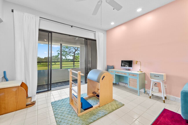 Building Photo - 7460 La Paz Blvd