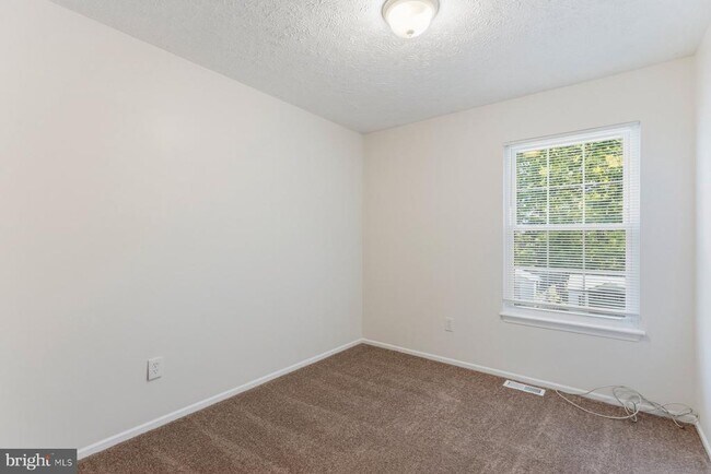 Building Photo - 6319 Harris Heights Ave