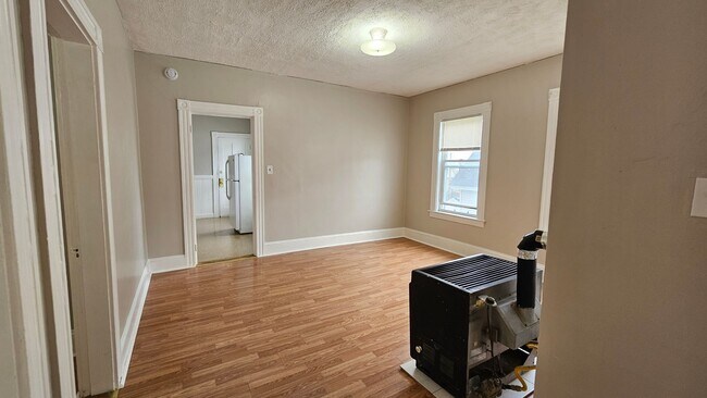 Building Photo - 41 Hevey St