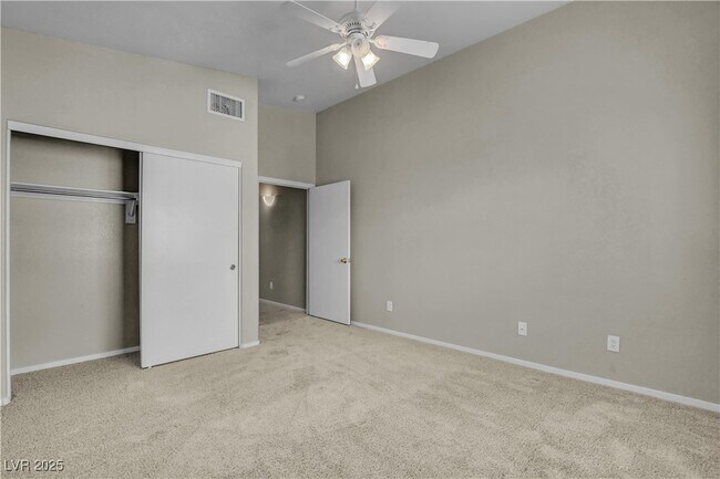 Building Photo - 2052 Jade Creek St