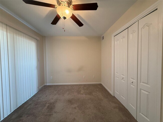 Building Photo - 8415 Hearth Dr