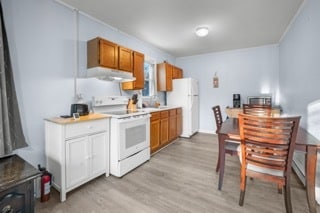 Building Photo - 46 Willow St